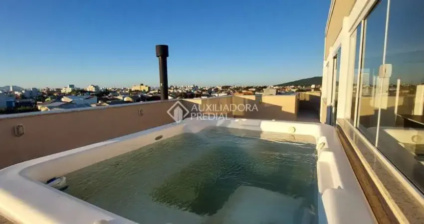 Apartamento com 4 quartos para alugar na Rua Laurindo Elias de Oliveira, 210, Ingleses do Rio Vermelho, Florianópolis