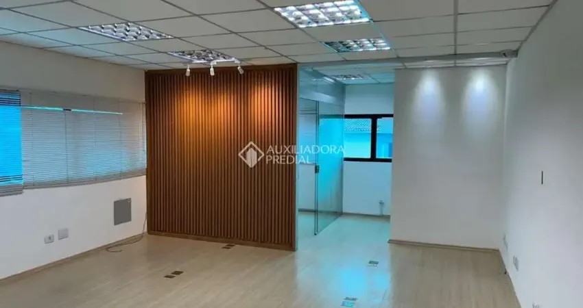 Sala comercial para alugar na Rua Manoel Pedro Júnior, 323, Vila Bocaina, Mauá