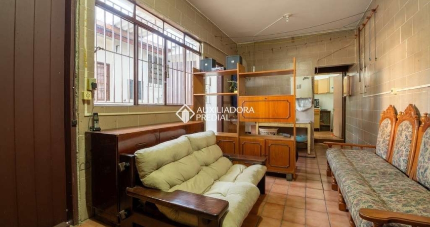 Casa com 3 quartos para alugar na Rua Professor Antônio Nascimento, 224, Demarchi, São Bernardo do Campo