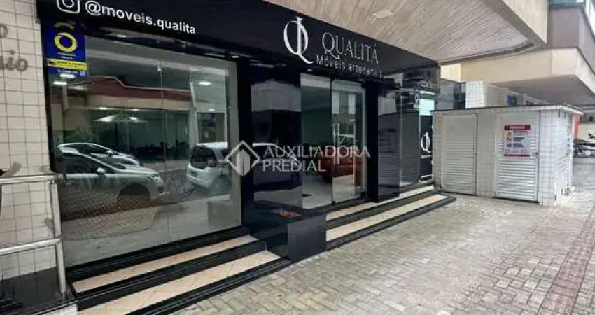 Ponto comercial para alugar na Rua 252, 150, Meia Praia, Itapema