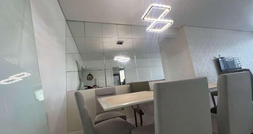 Apartamento com 3 quartos para alugar na Rua 981, 196, Centro, Balneário Camboriú