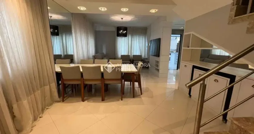 Cobertura com 3 quartos para alugar na Rua 2300, 548, Centro, Balneário Camboriú