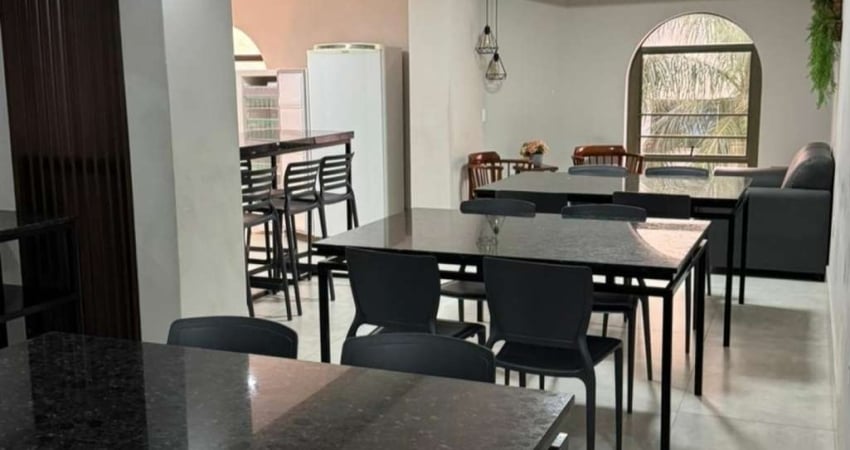 Apartamento com 2 quartos para alugar na Rua 700, 279, Centro, Balneário Camboriú