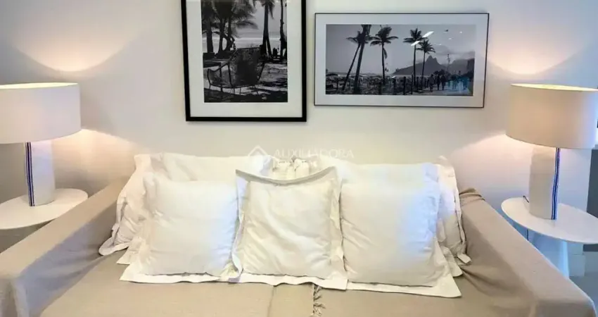 Apartamento com 3 quartos para alugar na Rua Delfim Mário Pádua Peixoto, 1128, Praia Brava, Itajaí