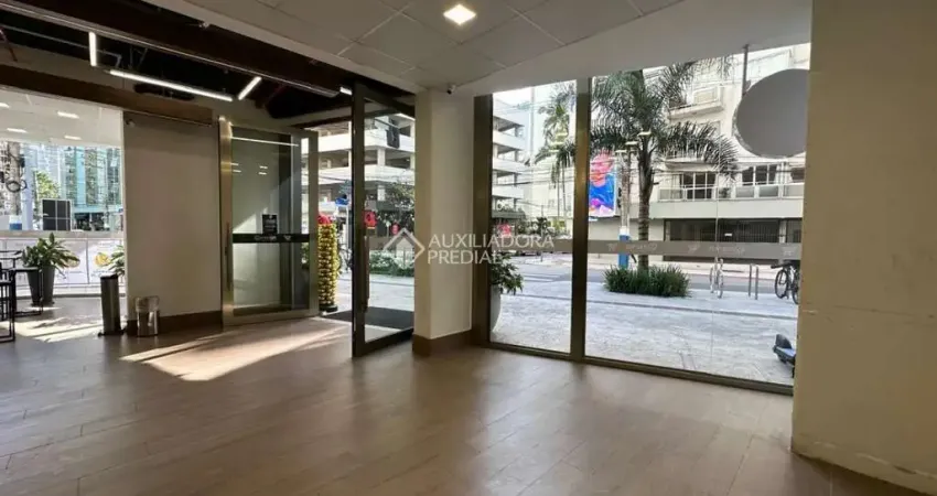 Sala comercial para alugar na Avenida Brasil, 271, Centro, Balneário Camboriú