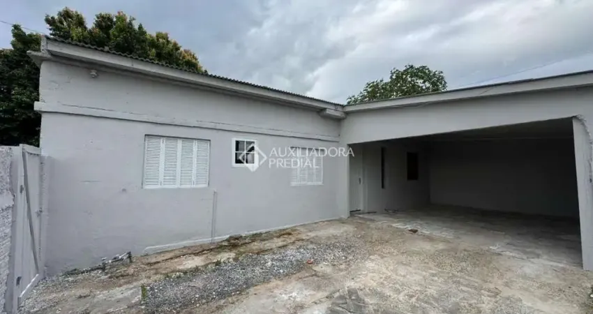 Casa com 2 quartos para alugar na Rua Alberto Pasqualini, 146, Marrocos, Gravataí