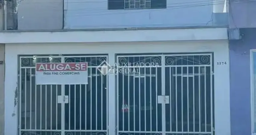 Casa com 2 quartos para alugar na Avenida Presidente Kennedy, 1174, Santa Paula, São Caetano do Sul