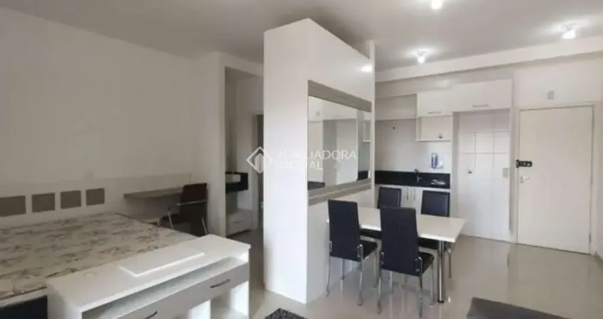 Loft com 1 quarto para alugar na Avenida Senador Vergueiro, 2123, Centro, São Bernardo do Campo