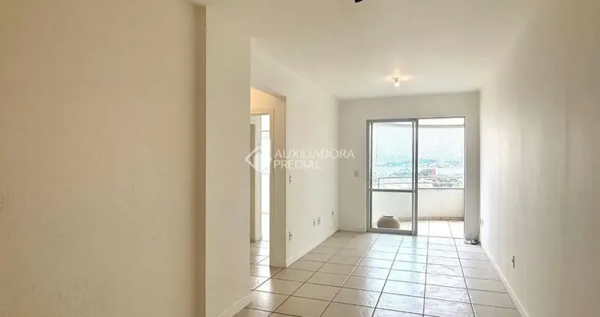 Apartamento com 2 quartos para alugar na Rua Professor Clementino de Brito, 455, Capoeiras, Florianópolis