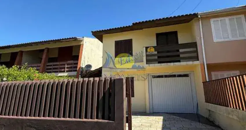 Casa com 3 quartos à venda na Mauá, 123, Balneário Leblon, Pontal do Paraná