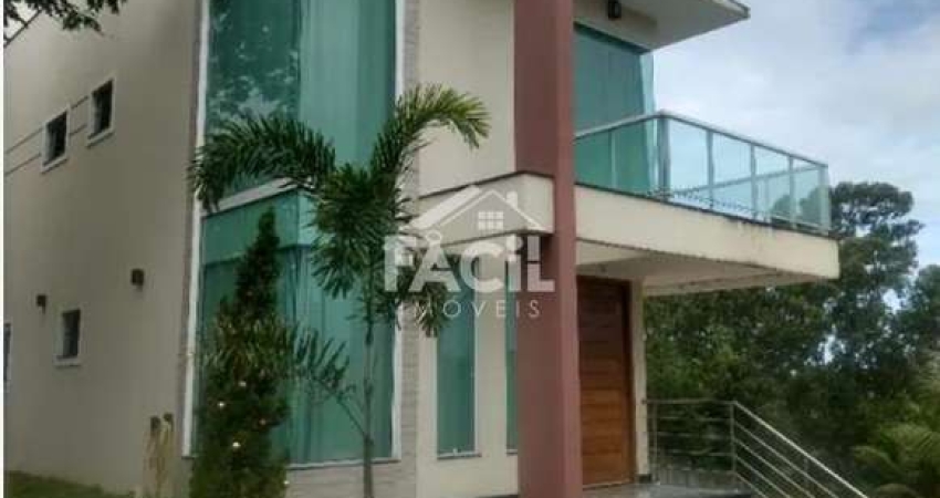CASA TRIPLEX DE ALTO PADRÃO À VENDA