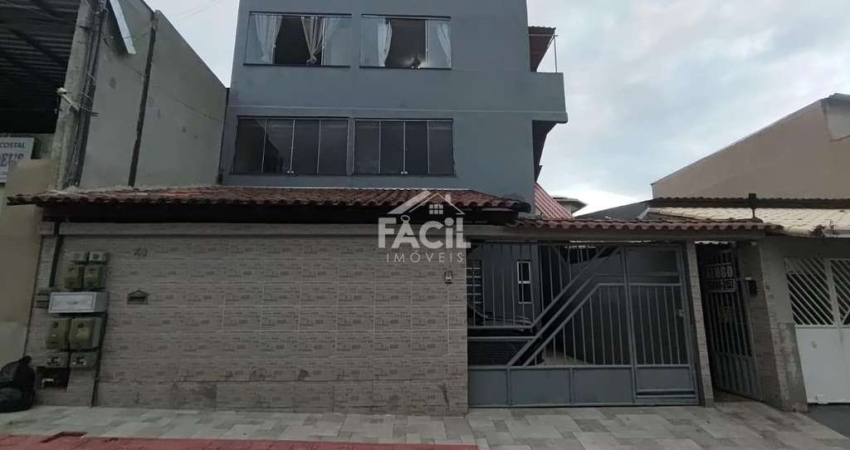 Casa com 3 quartos para alugar na Rua Pajuçara, Morada de Laranjeiras, Serra