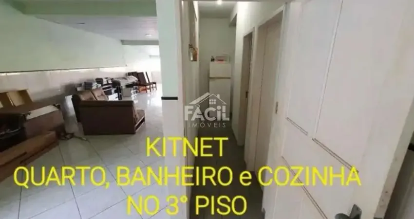 Oportunidade em Jardim América – Cariacica/ES!  ➡️ Casa ampla com 334m² por apenas R$ 1.100.000!  ✅ 4 Dormitórios ✅ 1 Suíte ✅ 5 Vagas de Garagem ✅ Área construída de 334m² ✅ Excelente padrão de constr