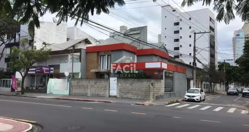 Casa com 3 quartos à venda na Rua Carlos Martins, Jardim Camburi, Vitória