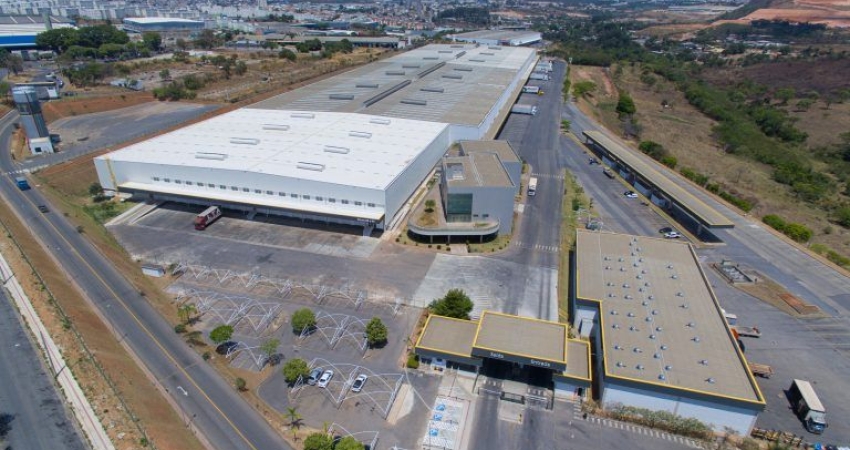 Barracão / Galpão / Depósito para alugar na Avenida Wilson Tavares Ribeiro, Chácaras Reunidas Santa Terezinha, Contagem