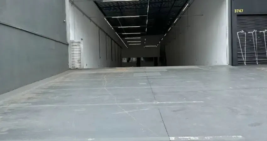 Exelente Loja, em uma localização privilegiada, região predominantemente comercial.