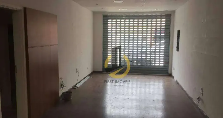Salão comercial à venda no Jardim da Glória - 4 banheiros - Vestiário - Copa - 2 vagas