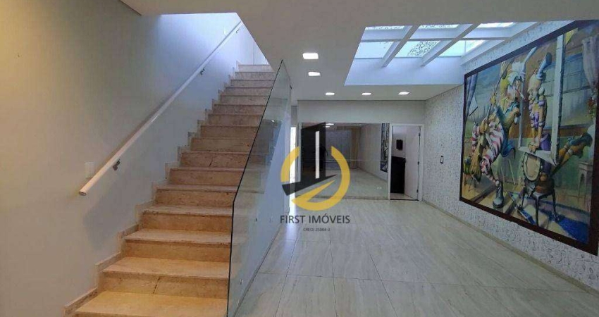 Sobrado à venda no Ipiranga - 229m² - 2 suítes - 3 banheiros - área gourmet com churrasqueira - 2 vagas