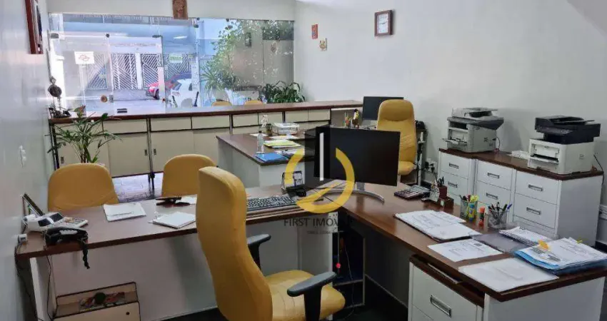 Salão comercial à venda - 165m² (construção) - 2 banheiros - cozinha - 4 vagas - Centro/SBC