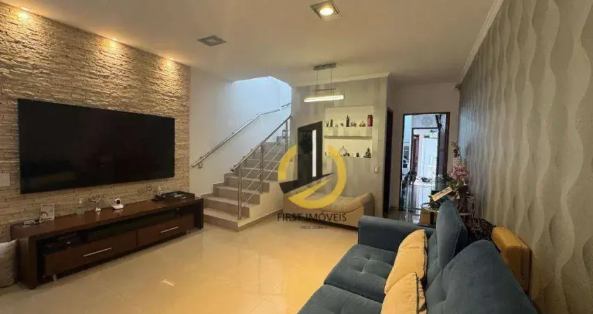 Sobrado à venda no Cambuci - 140m² - 3 dormitórios (1 suíte) - Ar condicionado - Churrasqueira - 2 vagas de garagem - no Cambuci