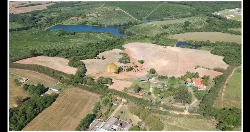 Área para condomínio com mais de 226 mil m² tendo 500 metros de frente  em ccr