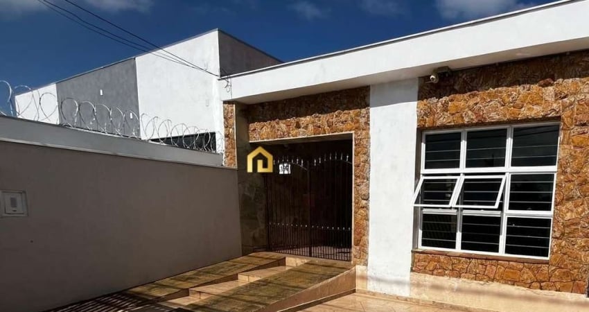Casa térrea Comercial/Residencial no Coração de Votorantim!
