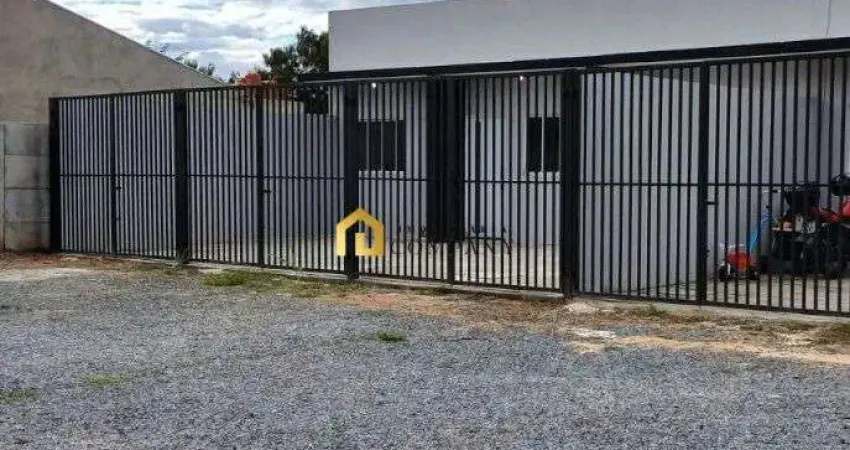 Casa Geminada localizada no bairro Vila Barão-Sorocaba-SP