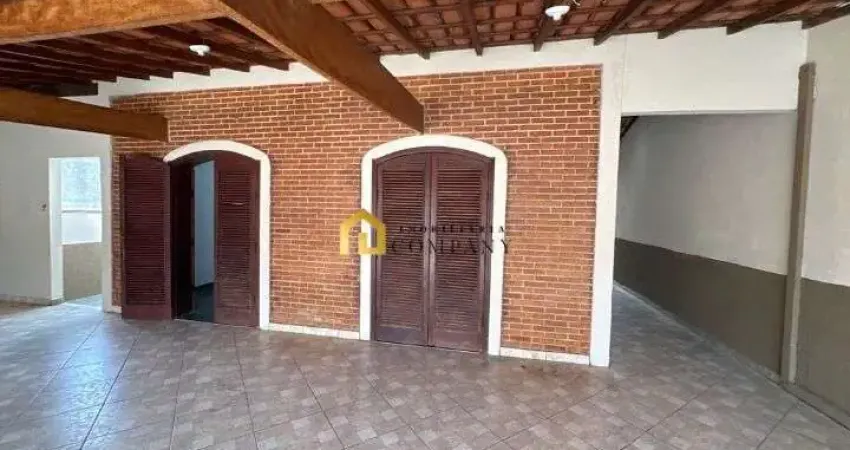 Casa Térrea localizada no bairro Nova Araçoiaba-Araçoiaba da Serra/SP