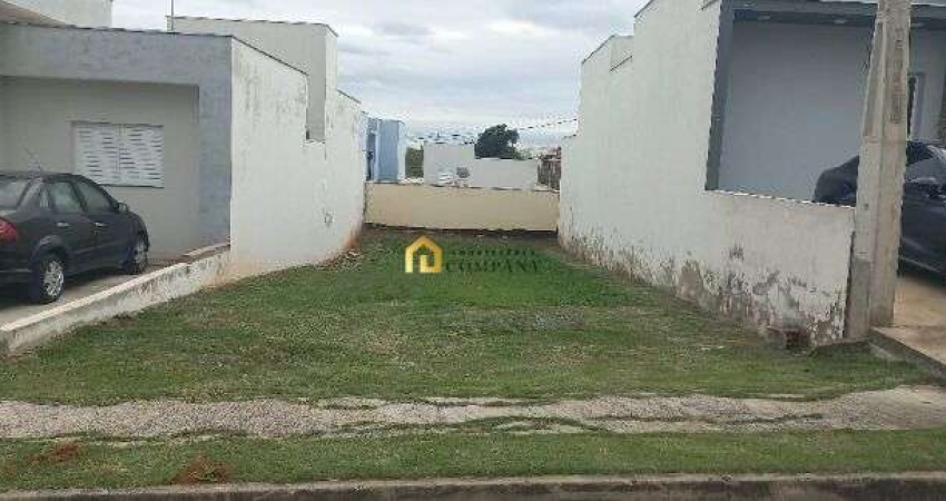 Condomínio Villaggio Ipanema - Lindo terreno em condomínio, com o grau de aclive correto, pronto para construir.