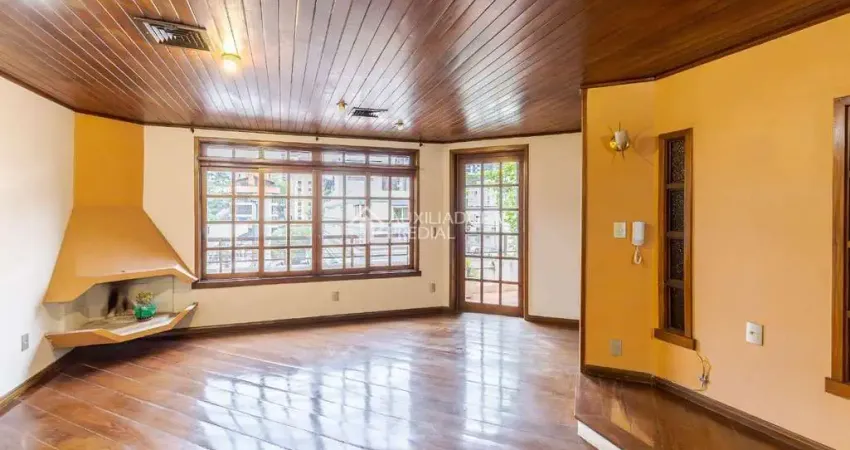 Apartamento com 3 quartos para alugar na Avenida Coronel Lucas de Oliveira, 1668, Petrópolis, Porto Alegre