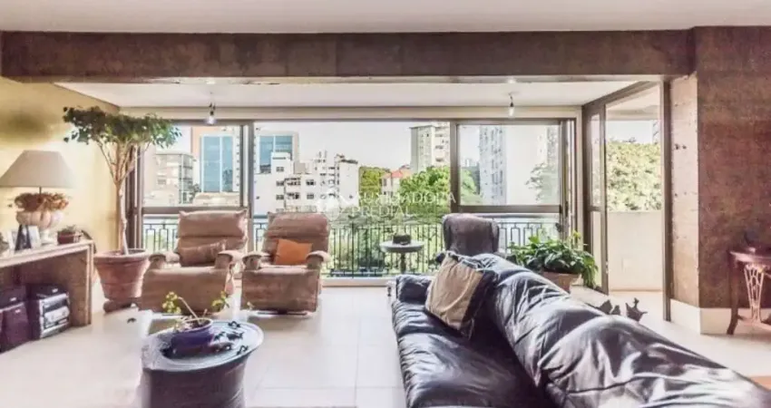 Apartamento com 3 quartos para alugar na Rua Marquês do Pombal, 139, Moinhos de Vento, Porto Alegre