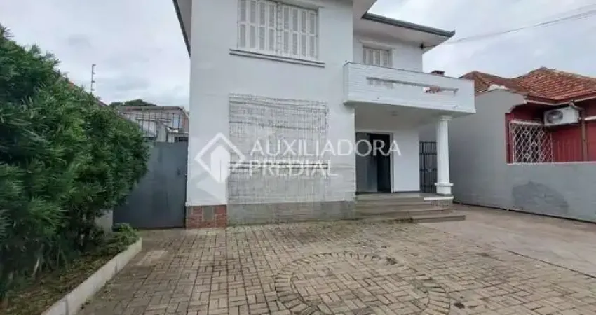 Casa em condomínio fechado com 3 quartos para alugar na Avenida Guido Mondin, 1082, São Geraldo, Porto Alegre