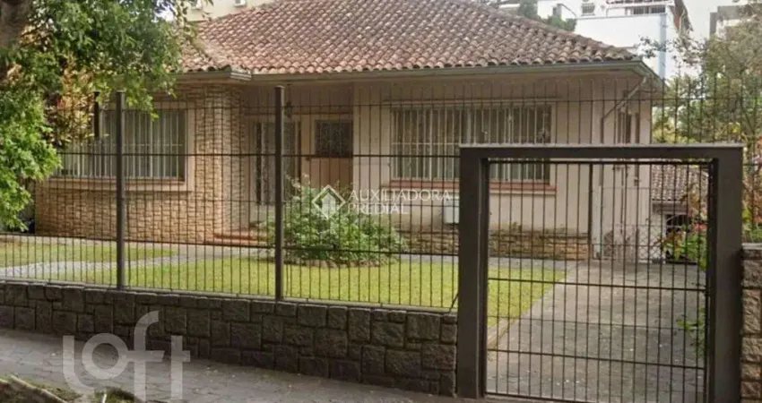 Casa em condomínio fechado com 4 quartos para alugar na Rua Eça de Queiroz, 843, Petrópolis, Porto Alegre
