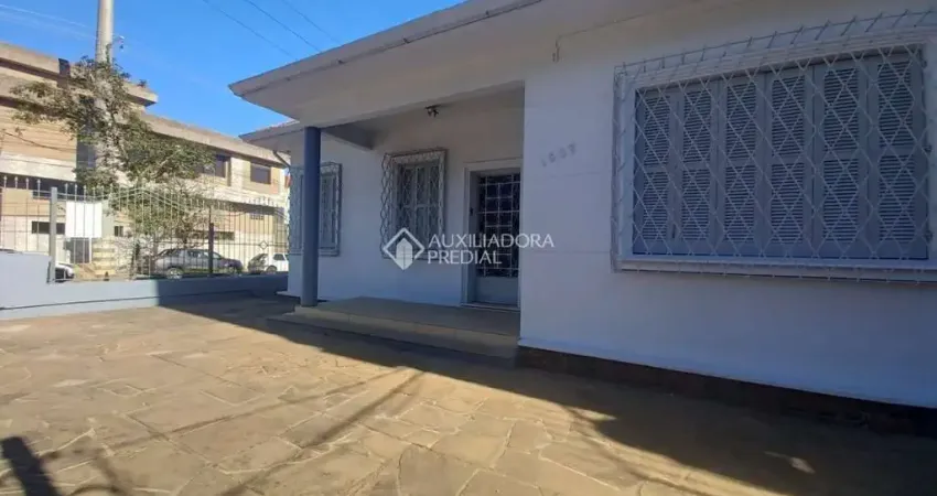 Casa em condomínio fechado para alugar na Avenida Paraná, 1533, São Geraldo, Porto Alegre
