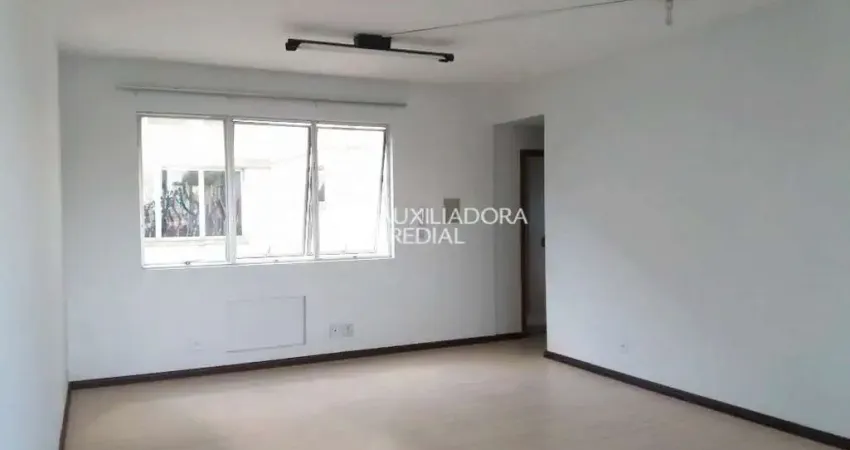 Sala comercial para alugar na Rua João Guimarães, 31, Santa Cecília, Porto Alegre