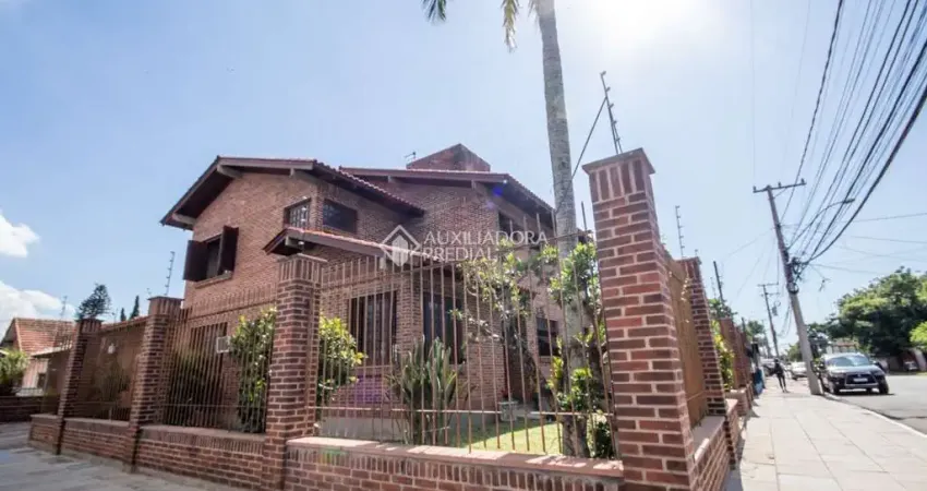 Casa comercial para alugar na Rua Tobias Barreto, 449, Nossa Senhora das Graças, Canoas