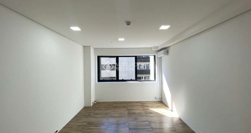 Sala comercial para alugar na Avenida Getúlio Vargas, 4831, Marechal Rondon, Canoas
