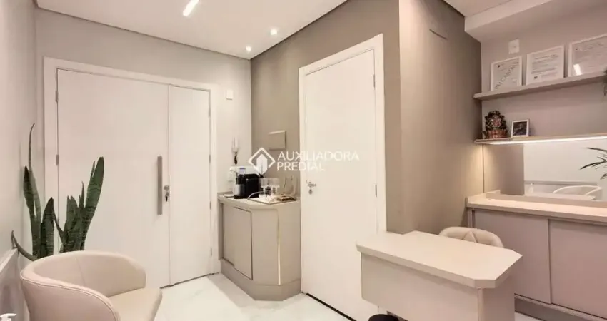 Sala comercial para alugar na Avenida Getúlio Vargas, 4831, Centro, Canoas