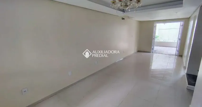 Casa em condomínio fechado com 4 quartos para alugar na Rua República, 2050, Harmonia, Canoas