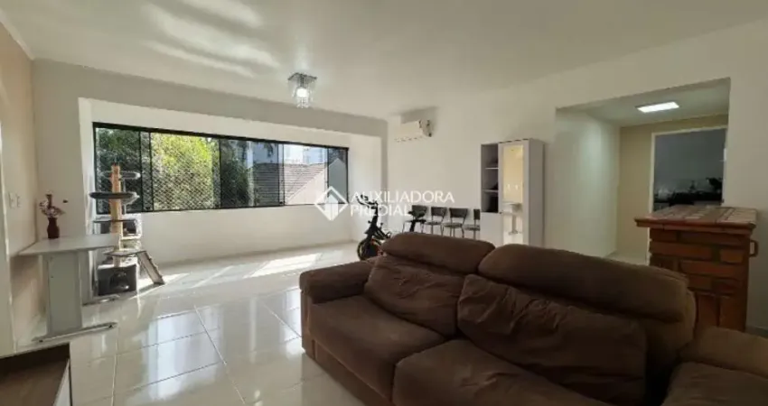 Apartamento com 2 quartos para alugar na Rua Napoleão Laureano, 361, Centro, Canoas