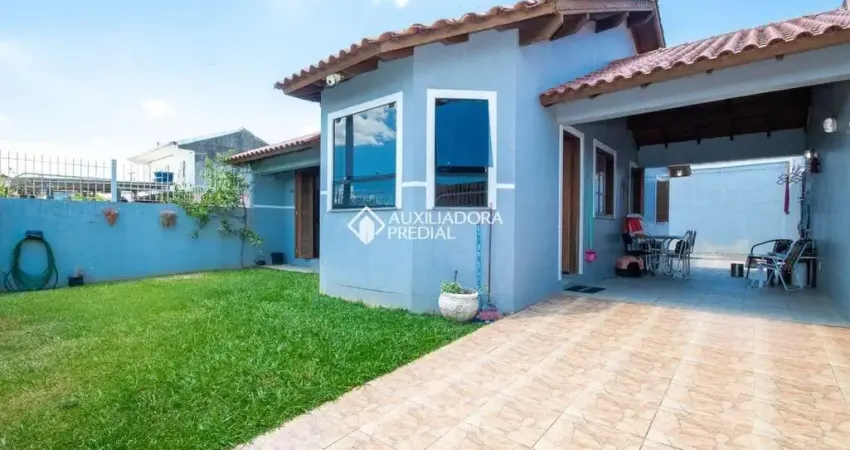 Casa com 3 quartos para alugar na Rua Camboatás, 947, Igara, Canoas