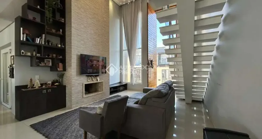 Casa com 3 quartos para alugar na Rua Doutor Iran Maciel, 250, Estância Velha, Canoas