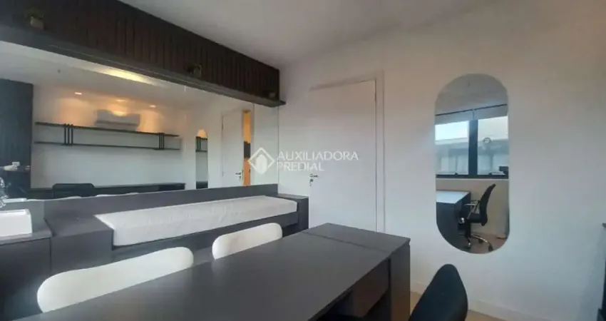 Sala comercial para alugar na Avenida Getúlio Vargas, 4831, Marechal Rondon, Canoas