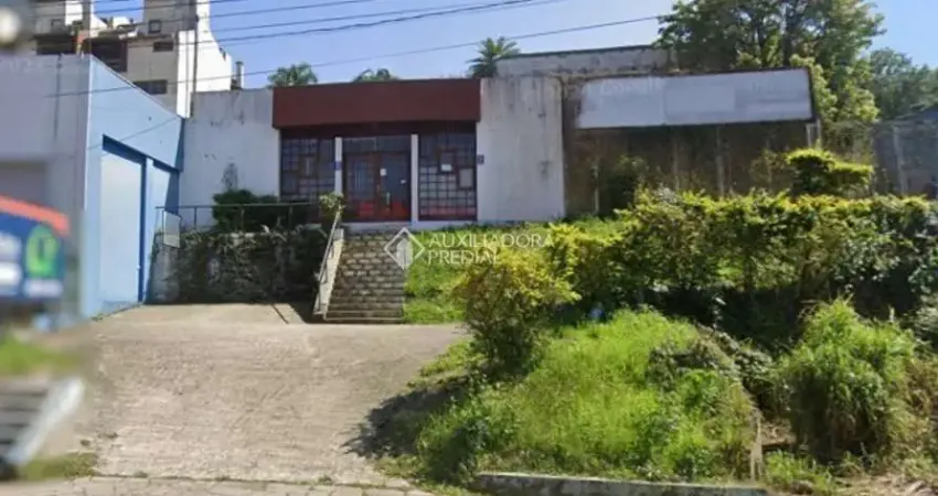 Ponto comercial para alugar na Avenida Wenceslau Escobar, 1275, Cristal, Porto Alegre
