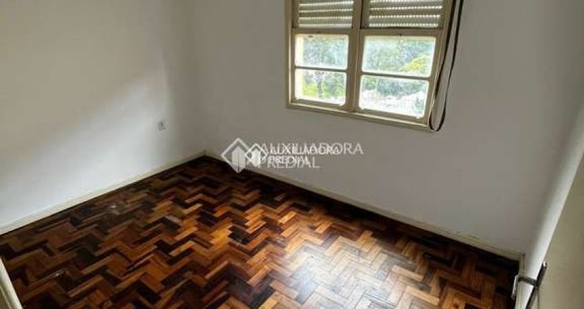 Apartamento com 2 quartos para alugar na Avenida Taquary, 615, Cristal, Porto Alegre