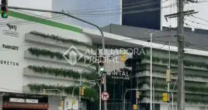 Sala comercial para alugar na Avenida Padre Cacique, 2893, Praia de Belas, Porto Alegre