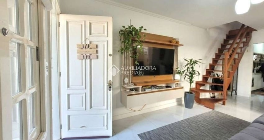 Casa com 3 quartos para alugar na Rua Constantino Fernando Onorato Bottin, 362, Hípica, Porto Alegre