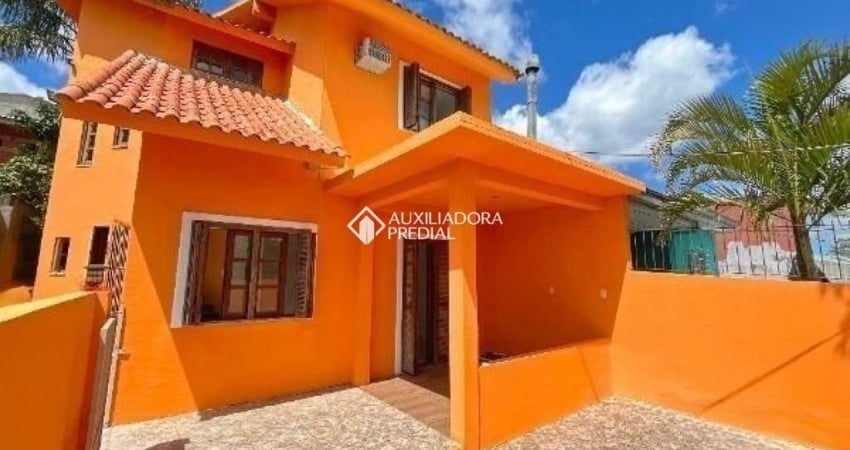 Casa com 2 quartos para alugar na Rua Orquídea, 250, Lomba do Pinheiro, Porto Alegre