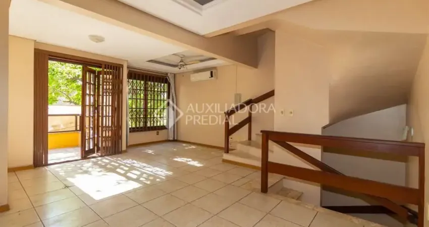 Casa em condomínio fechado com 2 quartos para alugar na Rua Barbedo, 509, Menino Deus, Porto Alegre