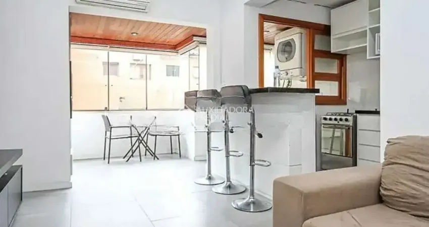 Apartamento com 2 quartos para alugar na Avenida Mariland, 1701, Auxiliadora, Porto Alegre